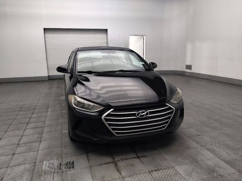 Used 2017 Hyundai Elantra SE FWD image 14