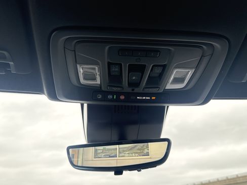 Used 2024 Chevrolet Silverado 1500 High Country w/ High Country Premium Package AWD/4WD image 28