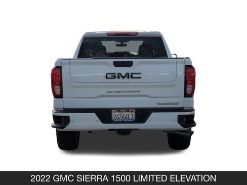 Used 2022 GMC Sierra 1500 Elevation w/ LPO, Elevation Black Package image 9