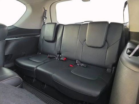 Used 2022 Nissan Armada Platinum w/ Captain's Chairs Package AWD/4WD image 20