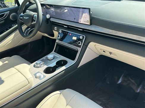 New 2026 Genesis GV80 2.5T Prestige image 9