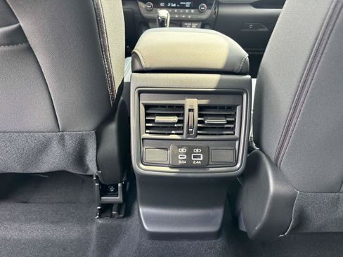 New 2026 Subaru Outback Premium AWD/4WD image 8