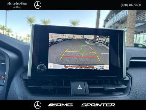 Used 2025 Toyota RAV4 XLE FWD image 27
