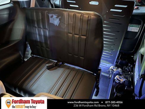 Used 2026 Toyota Sienna LE FWD image 17