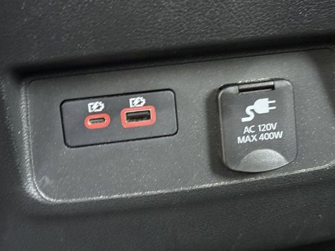 Used 2024 Nissan Frontier SL w/ Technology Package image 15