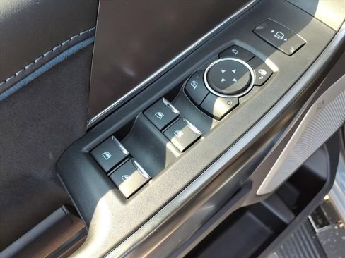 New 2026 Ford F350 Lariat w/ Black Appearance Package image 16