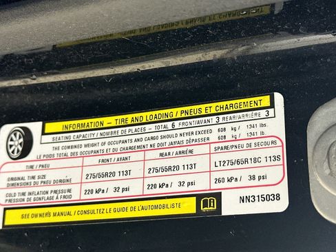Used 2022 RAM 1500 Laramie AWD/4WD image 37