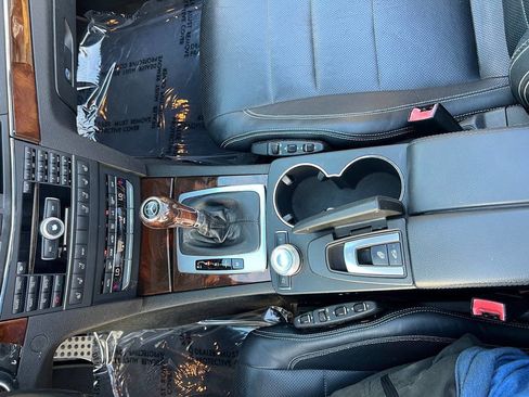 Used 2011 Mercedes-Benz E 550 Cabriolet image 26