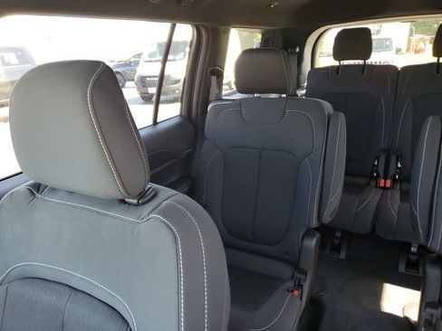Used 2025 Jeep Grand Cherokee L Laredo w/ Luxury Tech Group I AWD/4WD image 14