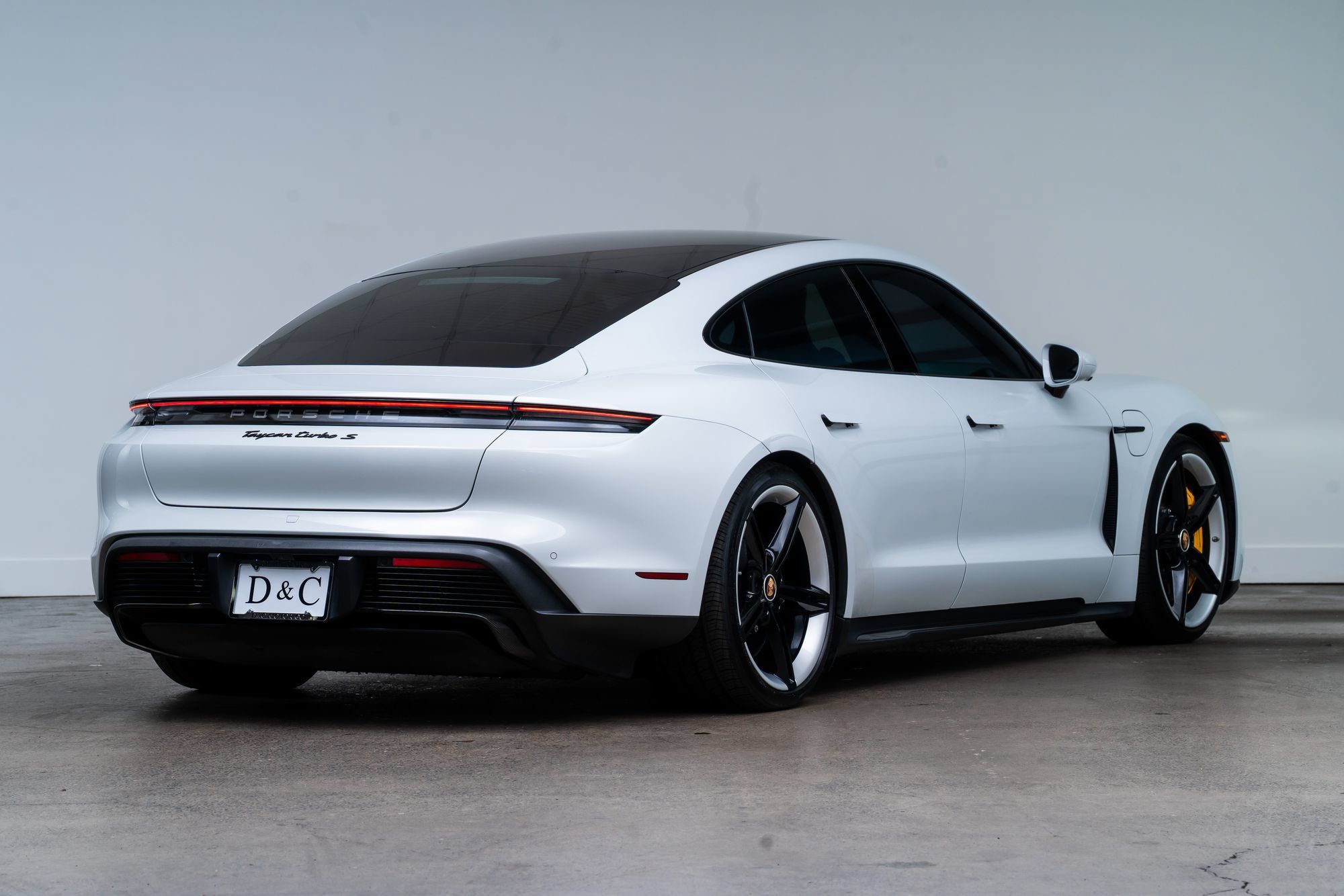 Used 2021 Porsche Taycan Turbo S w/ Premium Package AWD/4WD image 35