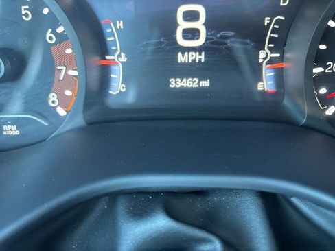 Used 2025 Jeep Compass Limited image 13