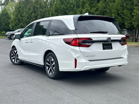 New 2026 Honda Odyssey EX-L image 6
