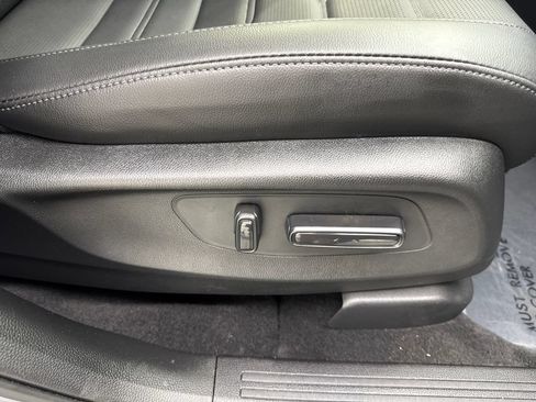 Used 2025 Honda CR-V EX-L image 47