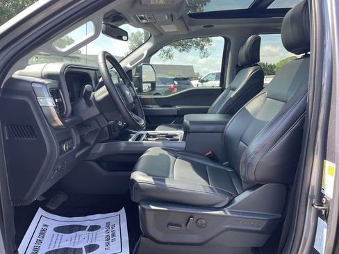 Certified 2025 Ford F350 Lariat w/ Lariat Ultimate Package AWD/4WD image 16