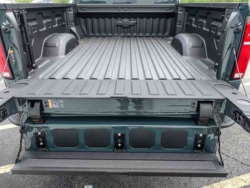 New 2026 Chevrolet Silverado 2500 ZR2 w/ LPO, Dark Essentials Package AWD/4WD image 9