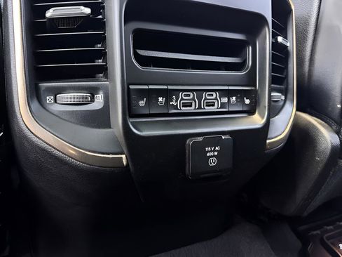Used 2019 RAM 1500 Limited AWD/4WD image 22