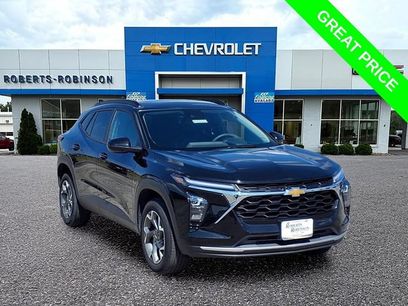 Used 2025 Chevrolet Trax LT