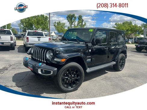 Used 2023 Jeep Wrangler Unlimited Sahara AWD/4WD image 1