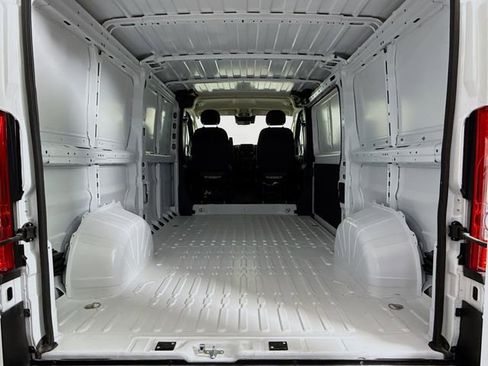 Used 2025 RAM ProMaster 2500 w/ Safety Group image 22
