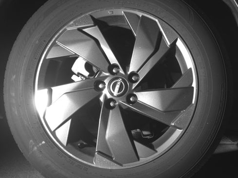 Used 2025 Nissan Rogue SV FWD image 15