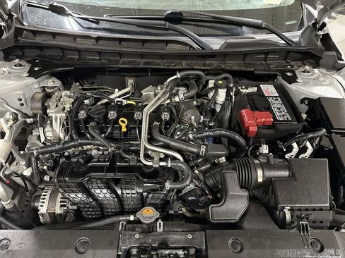 Used 2023 Nissan Altima 2.5 SV FWD image 24