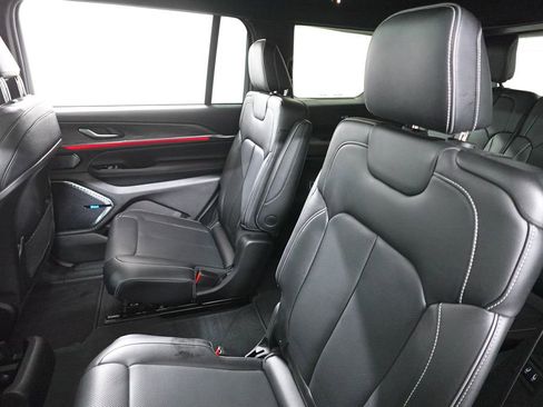 Used 2022 Jeep Grand Cherokee L Overland image 26