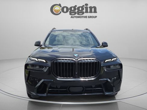 Certified 2024 BMW X7 xDrive40i w/ Executive Package AWD/4WD image 8