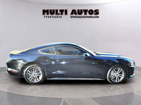 Used 2016 Ford Mustang Coupe image 2