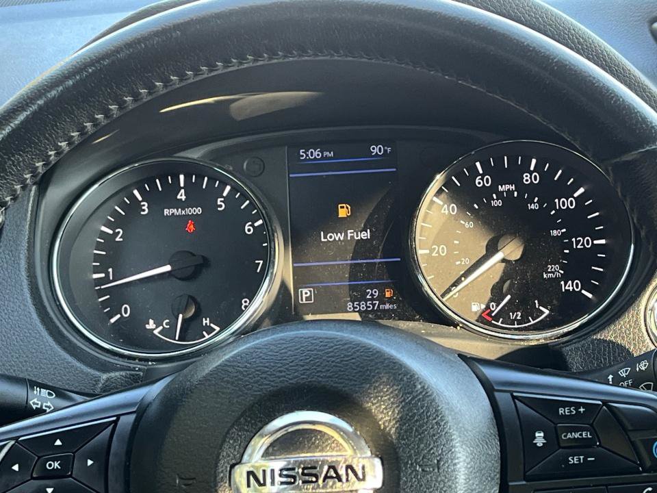 Used 2019 Nissan Rogue SL AWD/4WD image 11