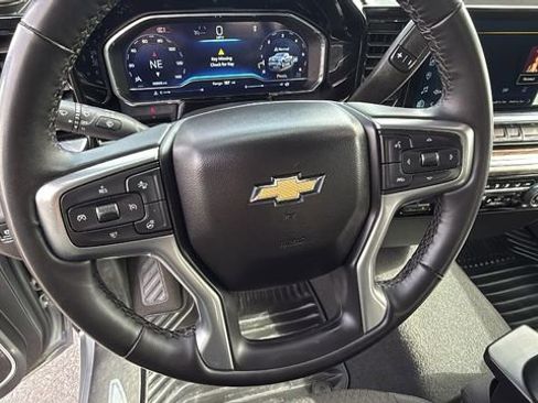 Used 2025 Chevrolet Silverado 1500 LT image 18