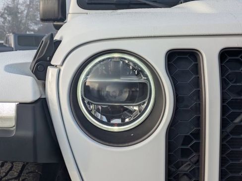 Used 2020 Jeep Gladiator Rubicon image 9