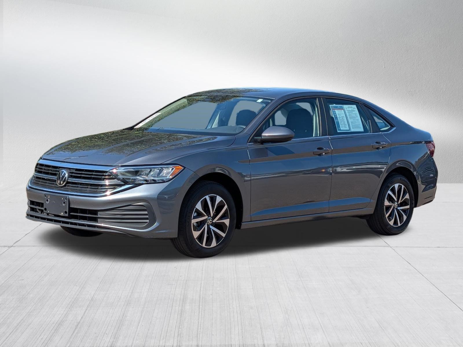 Used 2023 Volkswagen Jetta S FWD image 3
