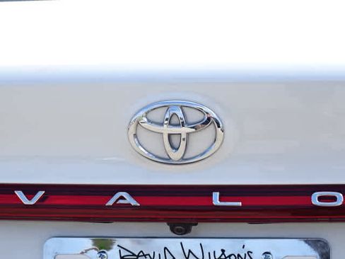 Used 2019 Toyota Avalon Limited w/ Advanced Safety Package FWD image 9