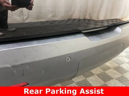 Certified 2018 Chevrolet Traverse LT image 11