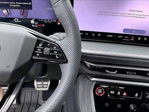 New 2026 Audi SQ5 Premium Plus image 25