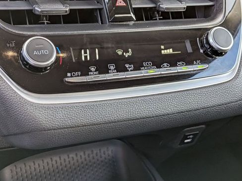 Used 2024 Toyota Corolla LE image 20