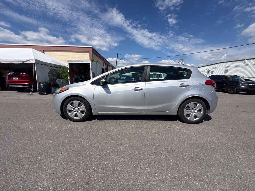 Used 2016 Kia Forte LX FWD image 6