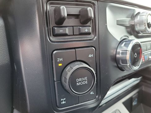 New 2026 Ford F350 Platinum image 35