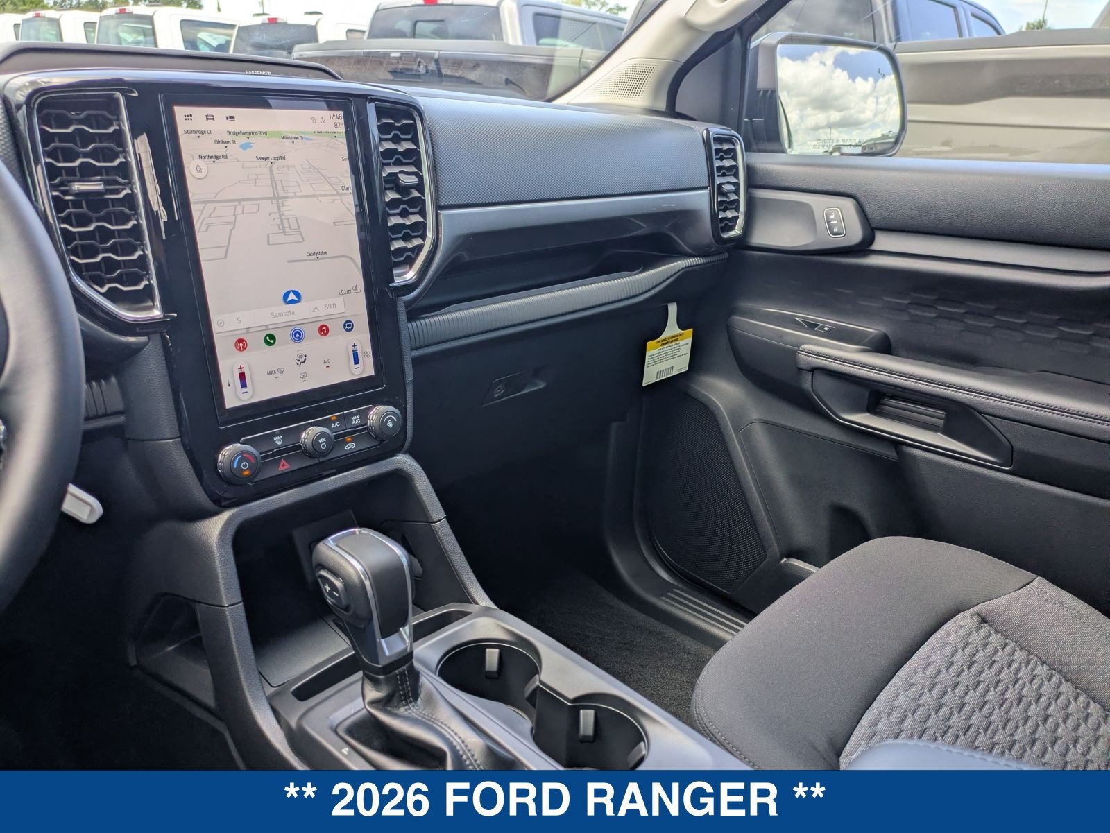 New 2026 Ford Ranger XLT w/ Black Appearance Package RWD image 32