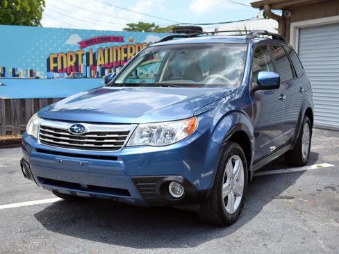 Used 2010 Subaru Forester 2.5X Limited AWD/4WD image 1