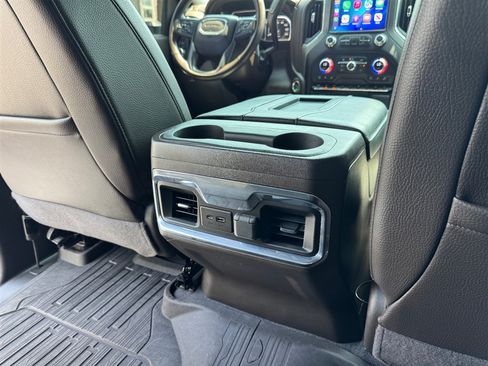 Used 2022 GMC Sierra 2500 Denali w/ Denali Ultimate Package AWD/4WD image 24