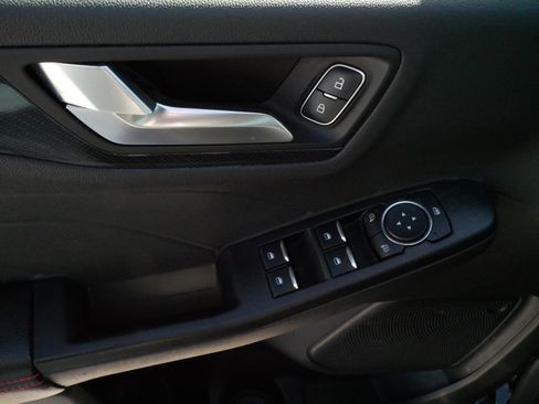 Used 2024 Ford Escape ST-Line image 19