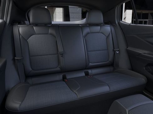 New 2026 Buick Envista Preferred image 18