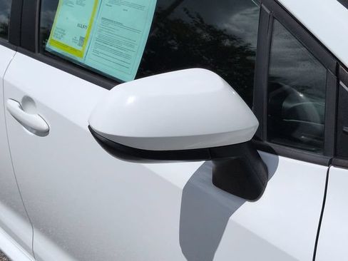 Used 2021 Toyota Corolla LE FWD image 12