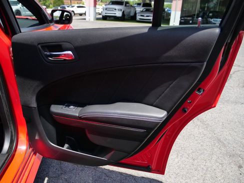 Used 2018 Dodge Charger SRT Hellcat RWD image 40