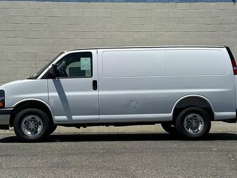 New 2026 Chevrolet Express 2500 w/ Driver Convenience Package RWD image 7