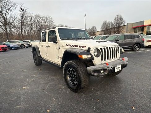 Used 2023 Jeep Gladiator Mojave w/ Cold Weather Group image 26