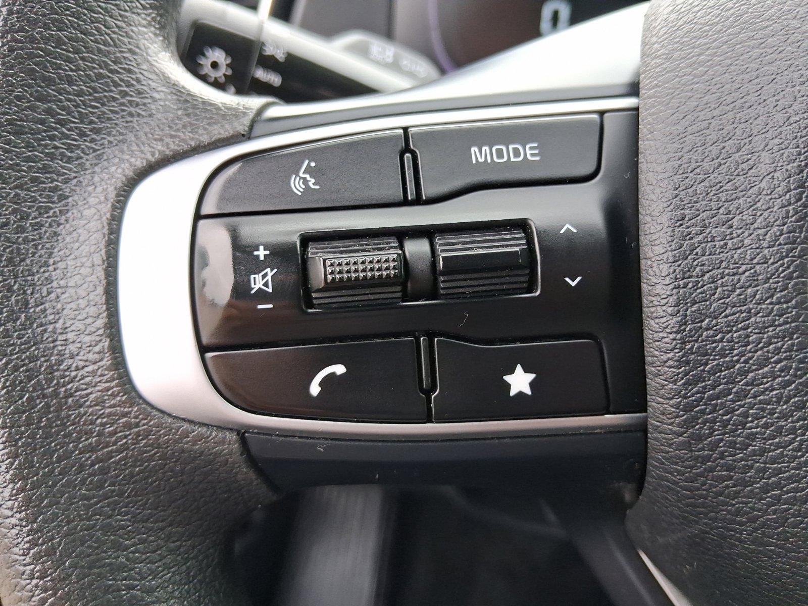 Used 2023 Kia Sportage LX AWD/4WD image 19