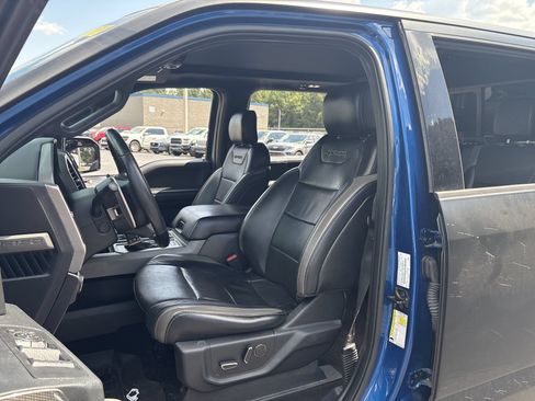 Used 2018 Ford F150 Raptor w/ Equipment Group 802A Luxury AWD/4WD image 16