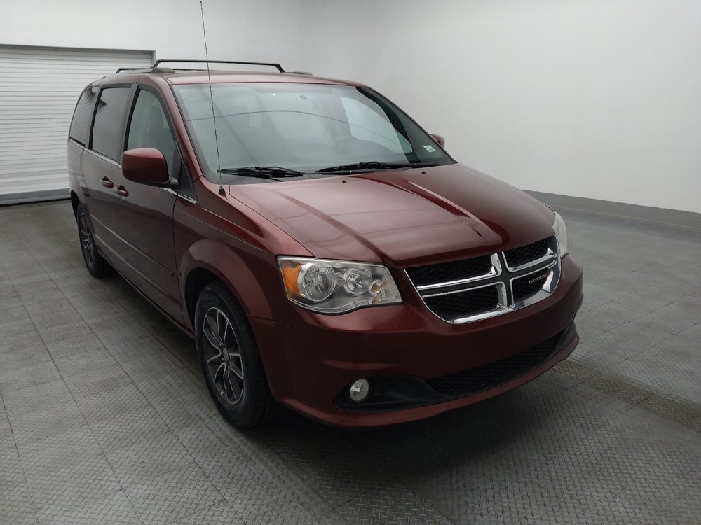 Used 2017 Dodge Grand Caravan SXT FWD image 13